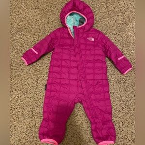 The North Face Infant Girls One Piece Pink Snow/Winter Cover Pink Size 6-12m